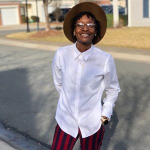 Meet your Posher, Toni